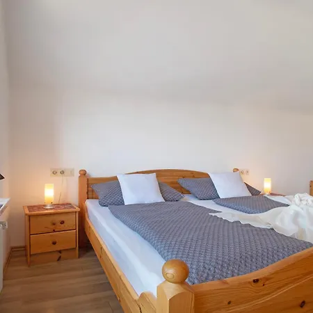 Hertkorn Apartment *